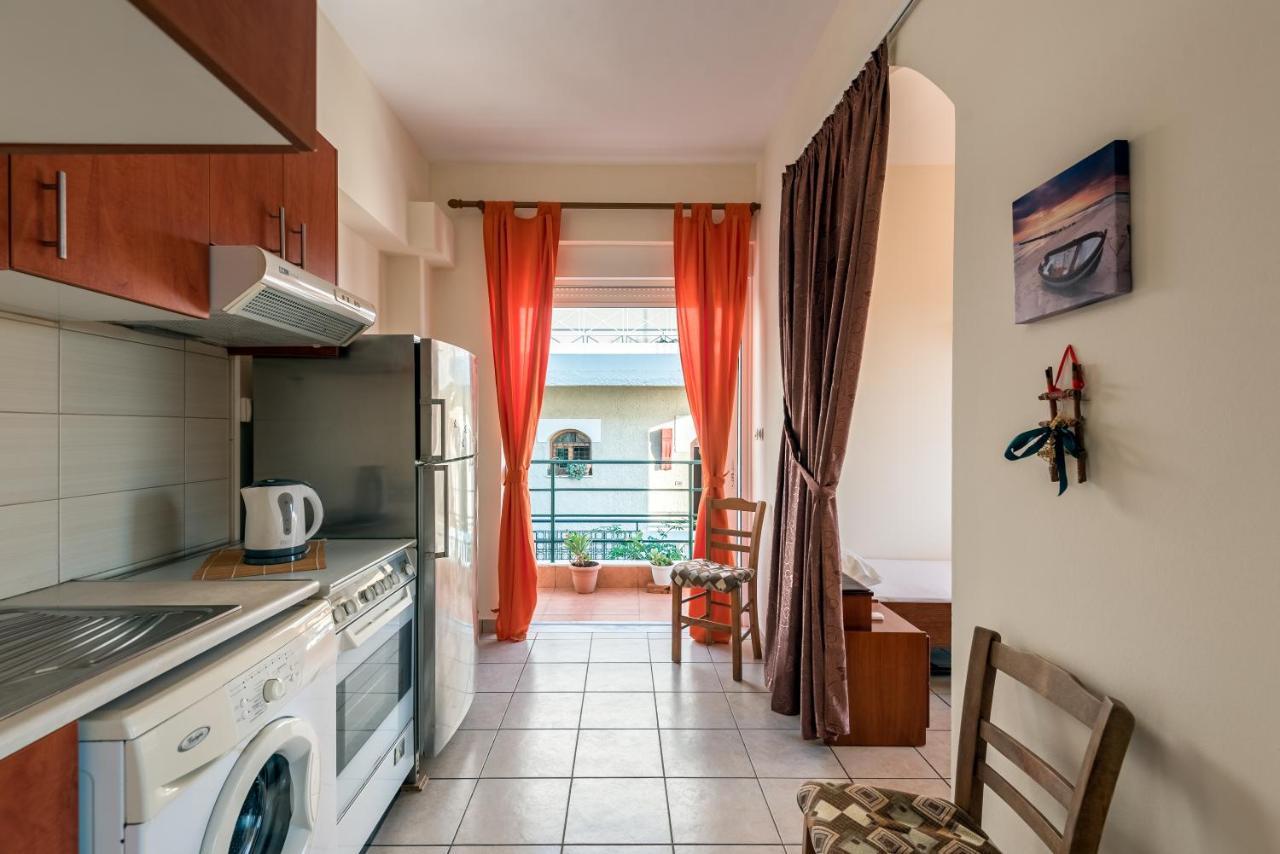 Golden Beach Hill Apartments Kato Daratso Extérieur photo